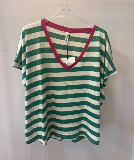 t-shirt tensione in strisce verdi e panna
